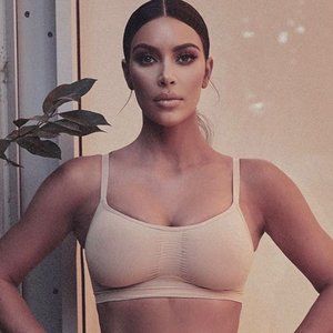 Skims - Sculpting Bralette in Mica Size L/XL